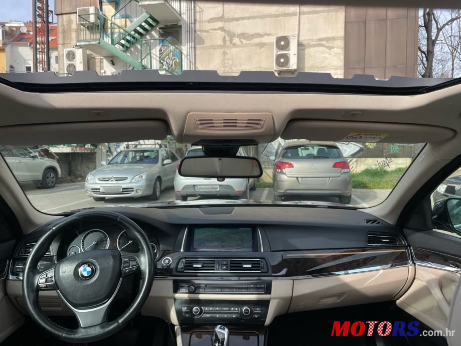 2013' BMW Serija 5 520D photo #3