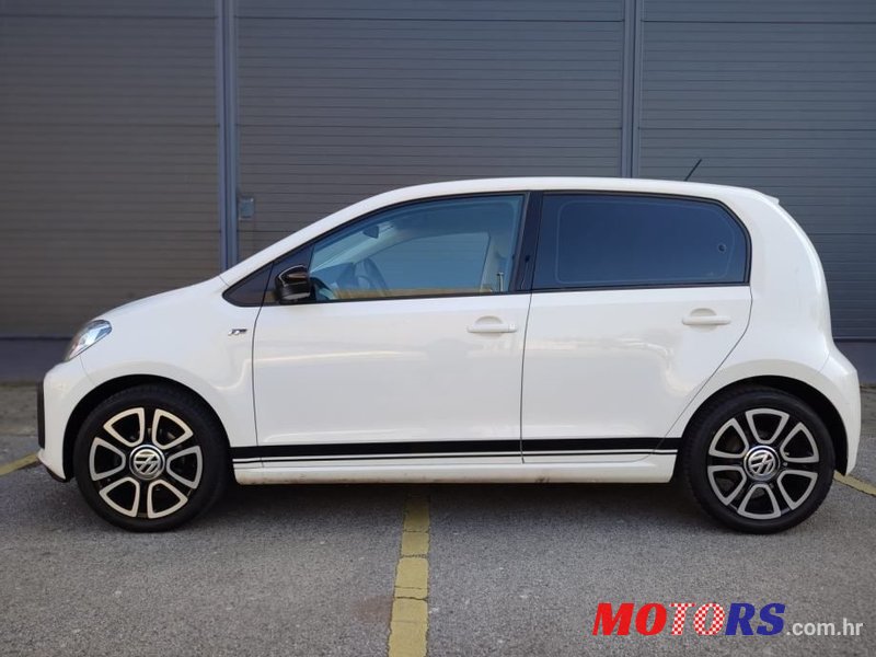 2018' Volkswagen Up! 1,0 Tsi photo #5