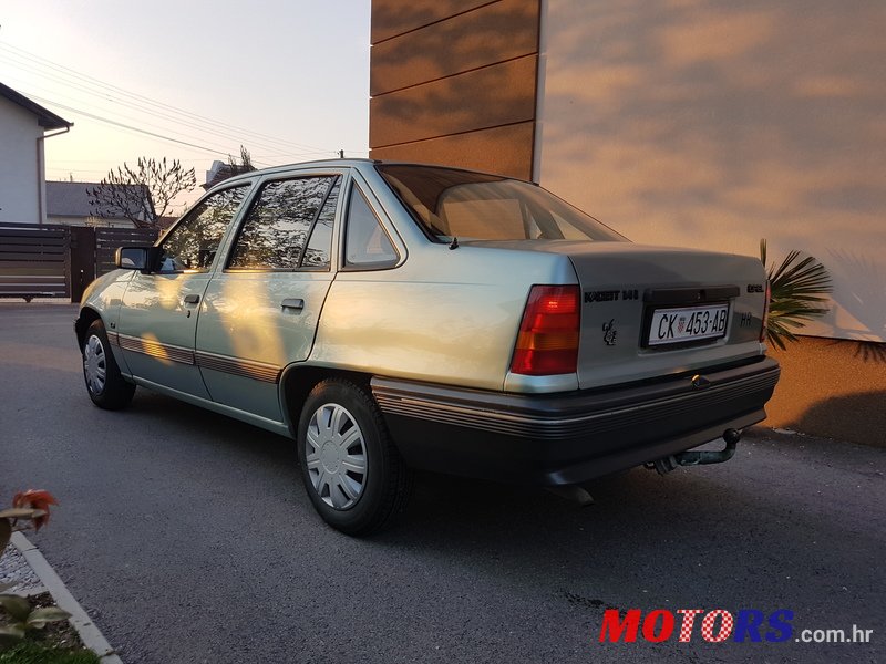 1991' Opel Kadett E photo #4