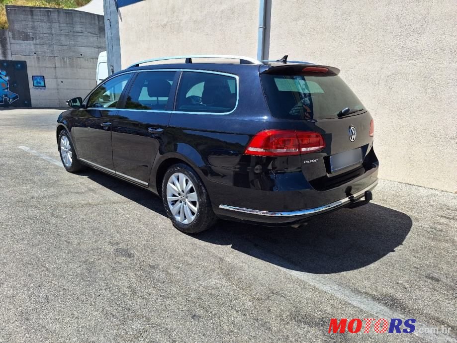 2012' Volkswagen Passat Variant photo #4