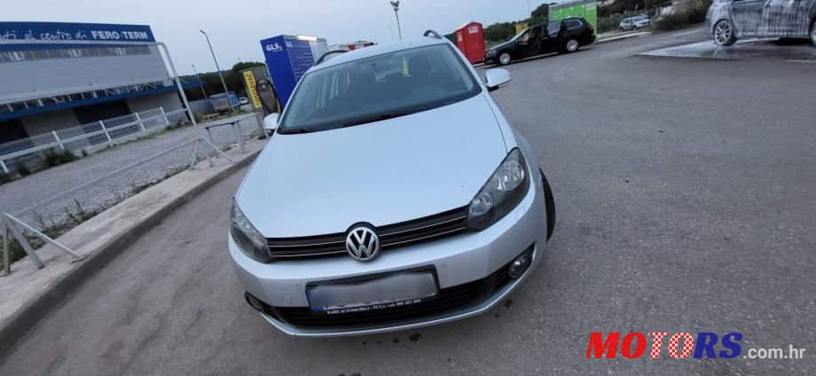 2009' Volkswagen Golf VI 1,6 Tdi photo #1