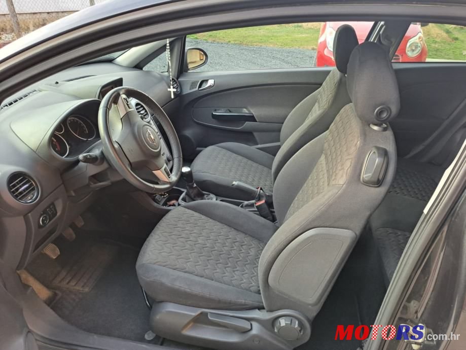 2013' Opel Corsa 1,3 Cdti photo #6