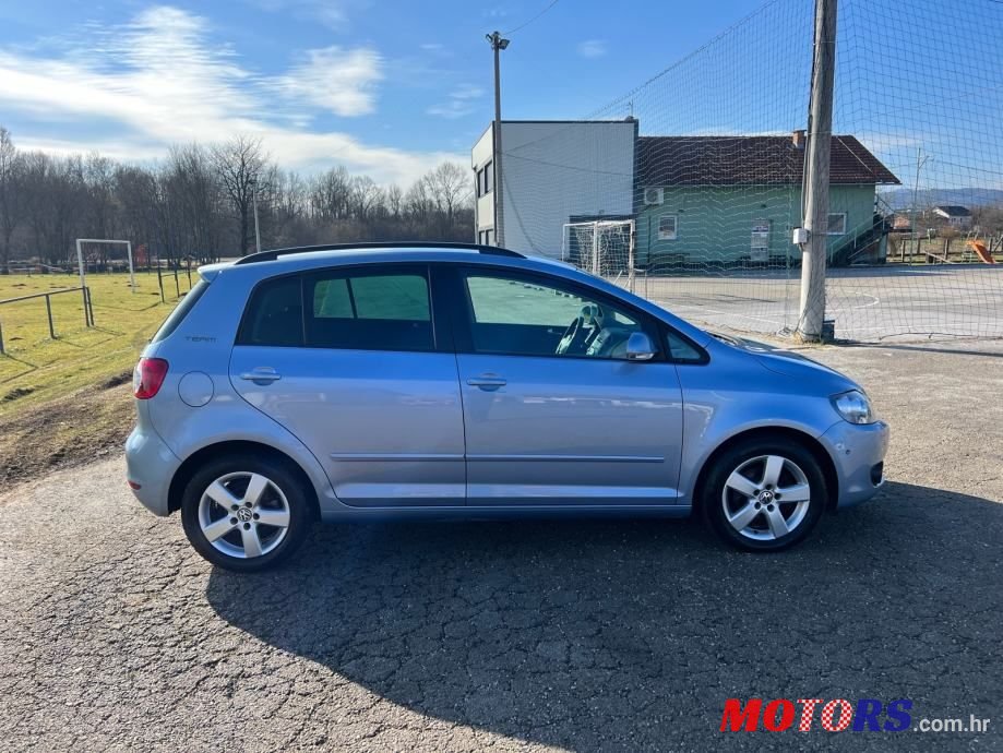 2010' Volkswagen Golf Plus 1,6 Tdi photo #4