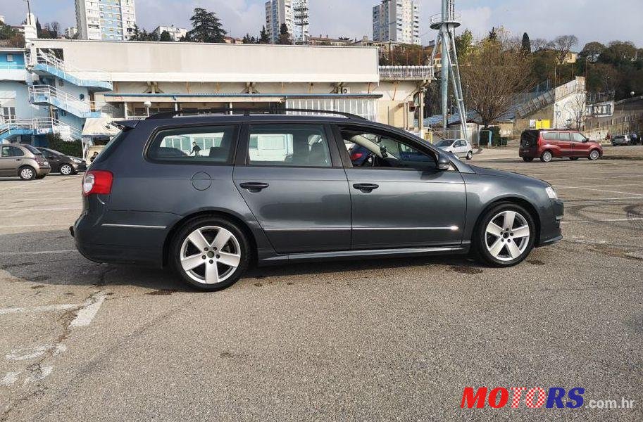 2010' Volkswagen Passat Variant 1,6 Tdi photo #1