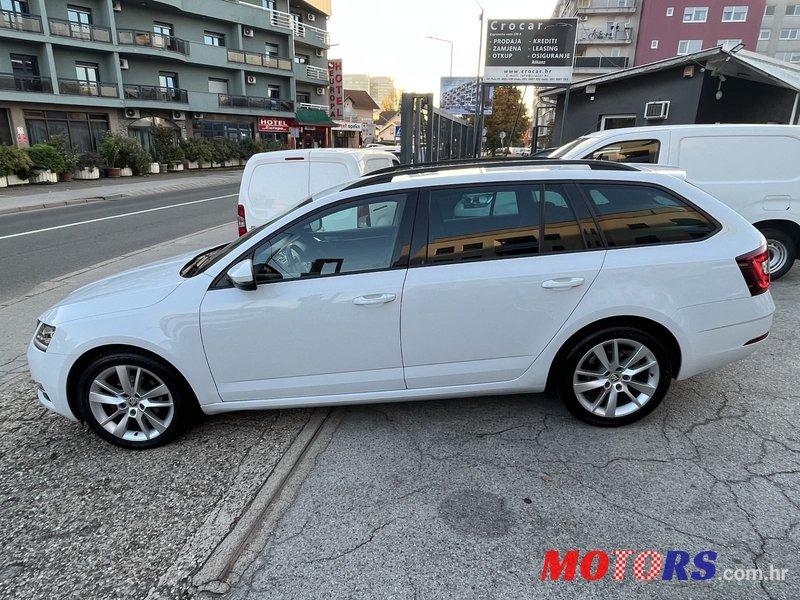 2020' Skoda Octavia Combi photo #4