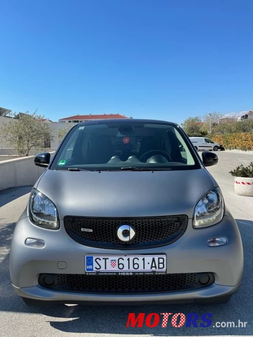2016' Smart Fortwo photo #2