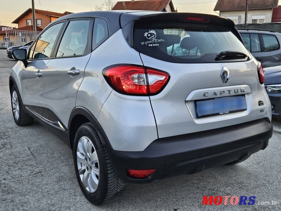 2015' Renault Captur Tce 90 photo #3