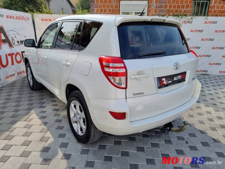 2010' Toyota RAV4 photo #5