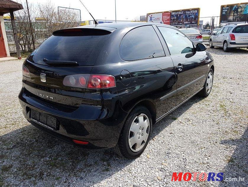 2007' SEAT Ibiza Sport 1,4 16V photo #1