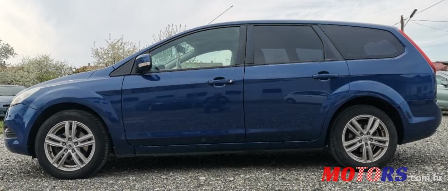 2008' Ford Focus Karavan photo #5