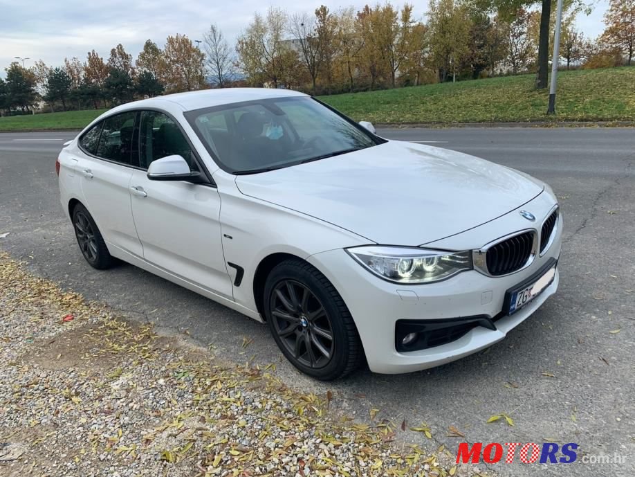 2014' BMW Serija 3 318 D photo #6