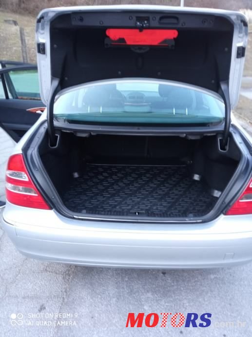 2006' Mercedes-Benz E-Klasa 220 Cdi photo #4