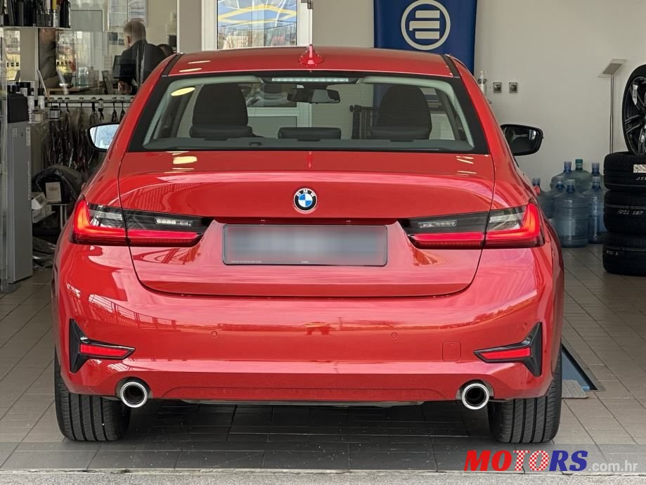 2022' BMW Serija 3 318I photo #6