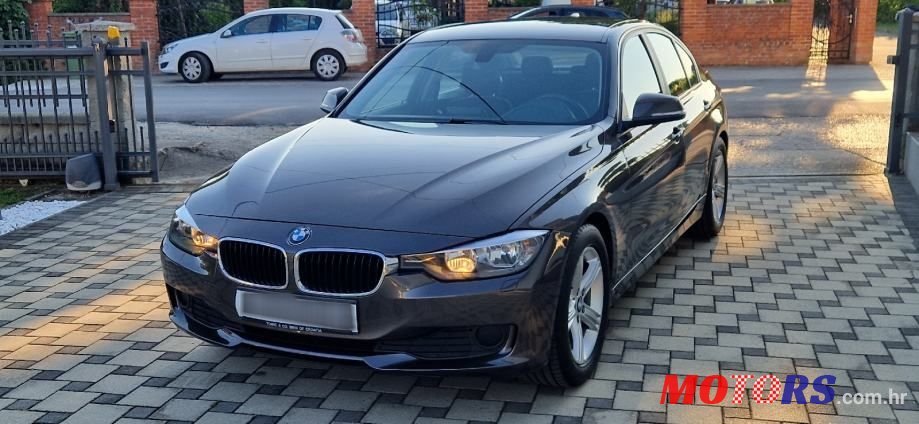 2012' BMW Serija 3 320D photo #4