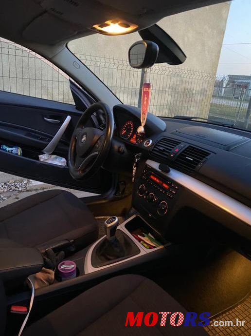 2007' BMW Serija 1 118D photo #6