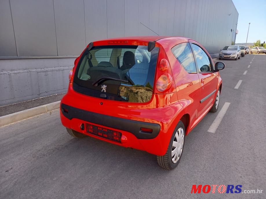 2006' Peugeot 107 1,0 photo #5