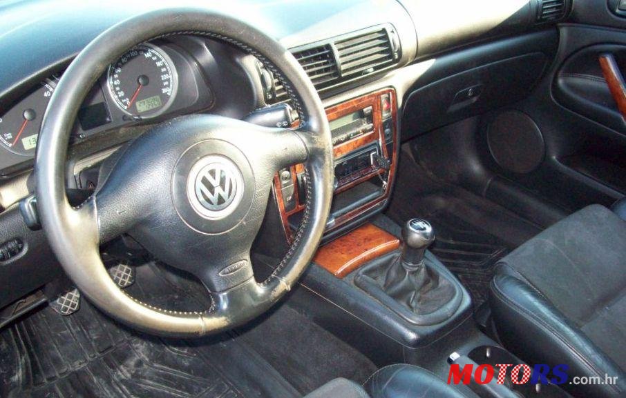2003' Volkswagen Passat Pasat 1.9 Tdi,130 Ks.6 Brzina. photo #2