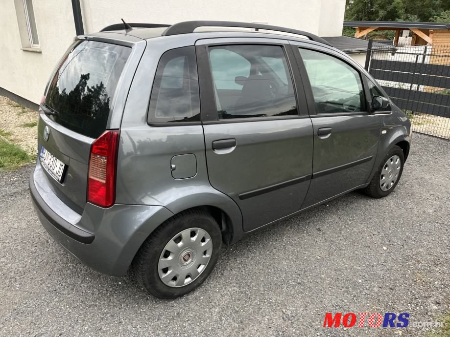 2004' Fiat Idea 1,4 16V photo #4