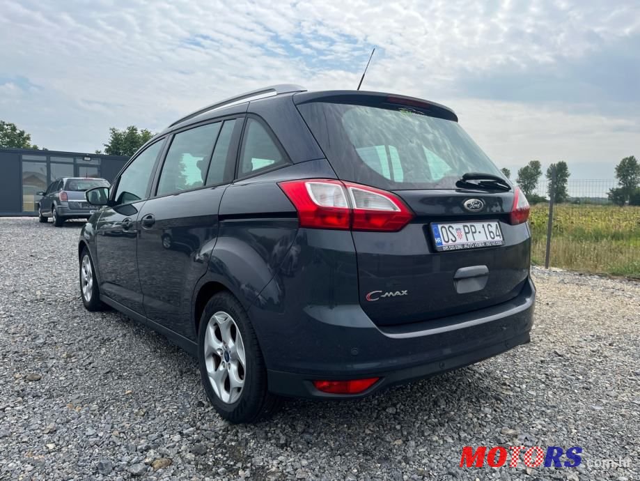 2011' Ford C-MAX photo #3