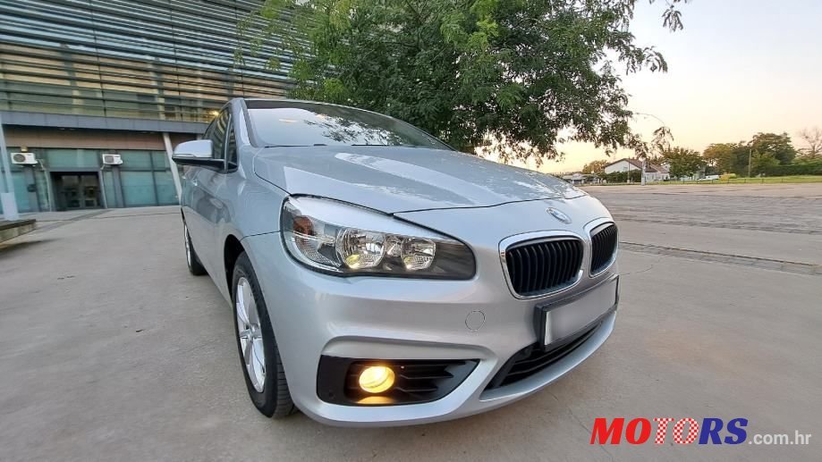 2015' BMW Serija 2 216D photo #1