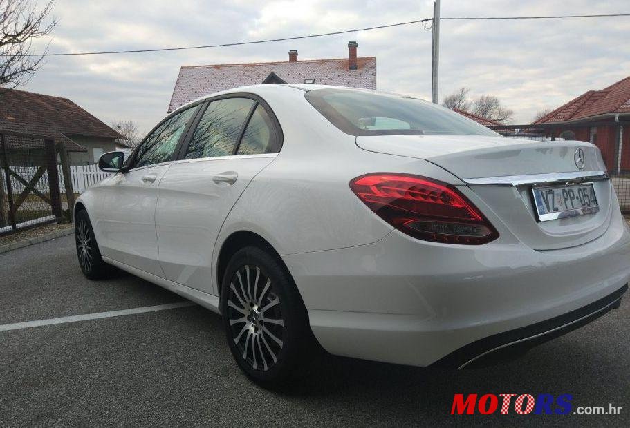 2015' Mercedes-Benz C-Klasa 180 D photo #1