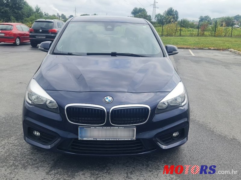 2017' BMW Serija 2 216D photo #2