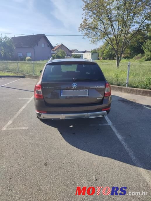 2015' Skoda Octavia Combi photo #3