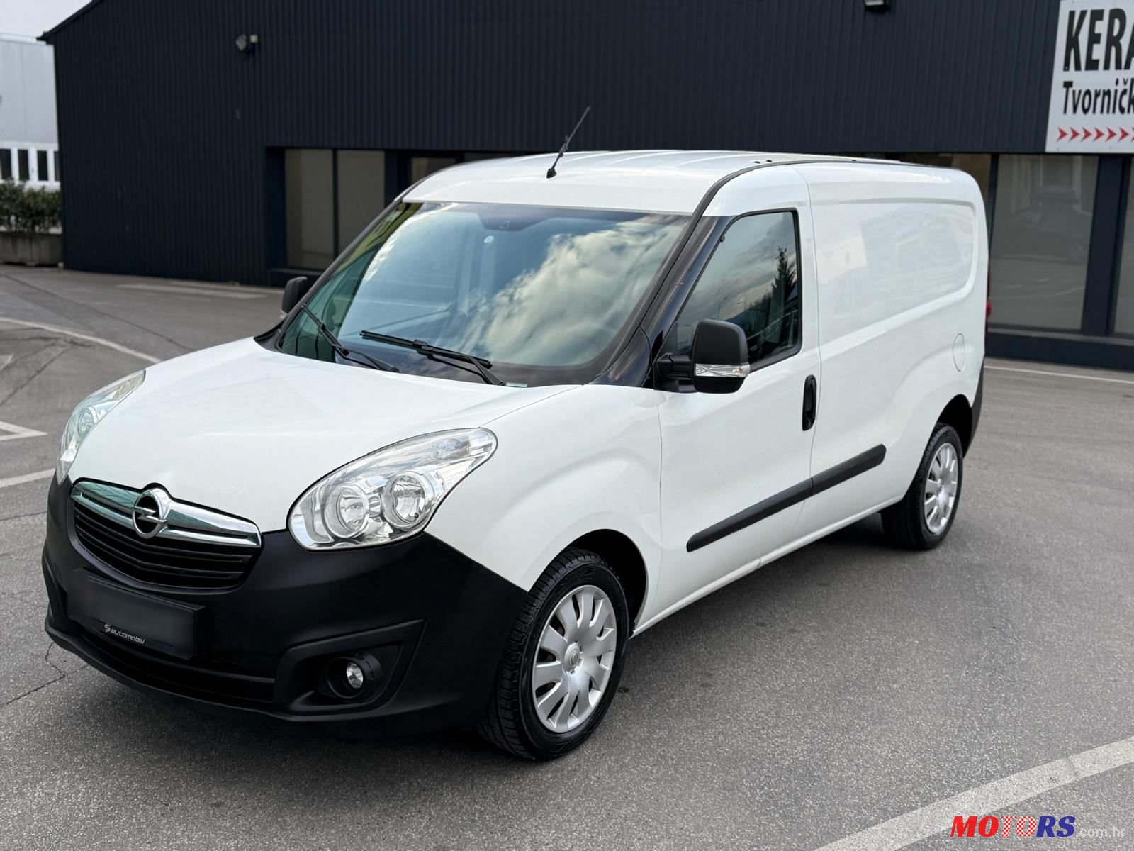 2018' Opel Combo 1.3 Cdti photo #1