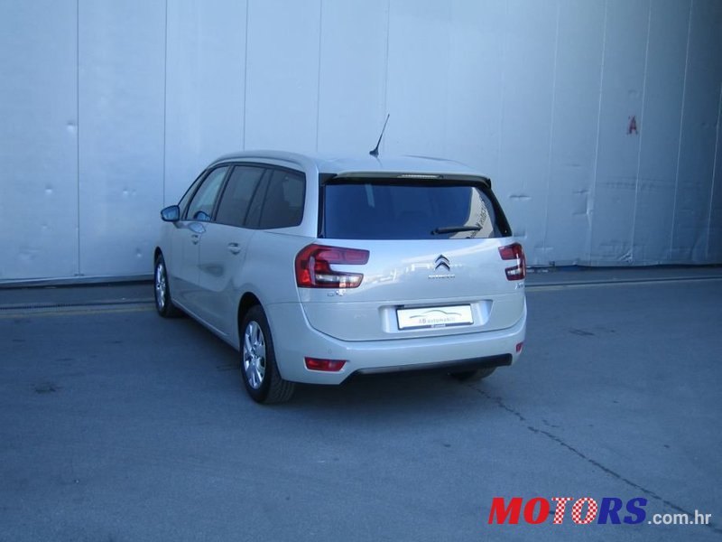 2017' Citroen C4 Grand Picasso photo #4