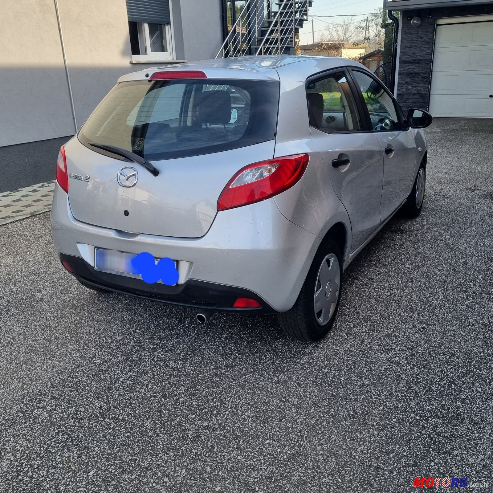 2009' Mazda 2 1,3 I Ce photo #3