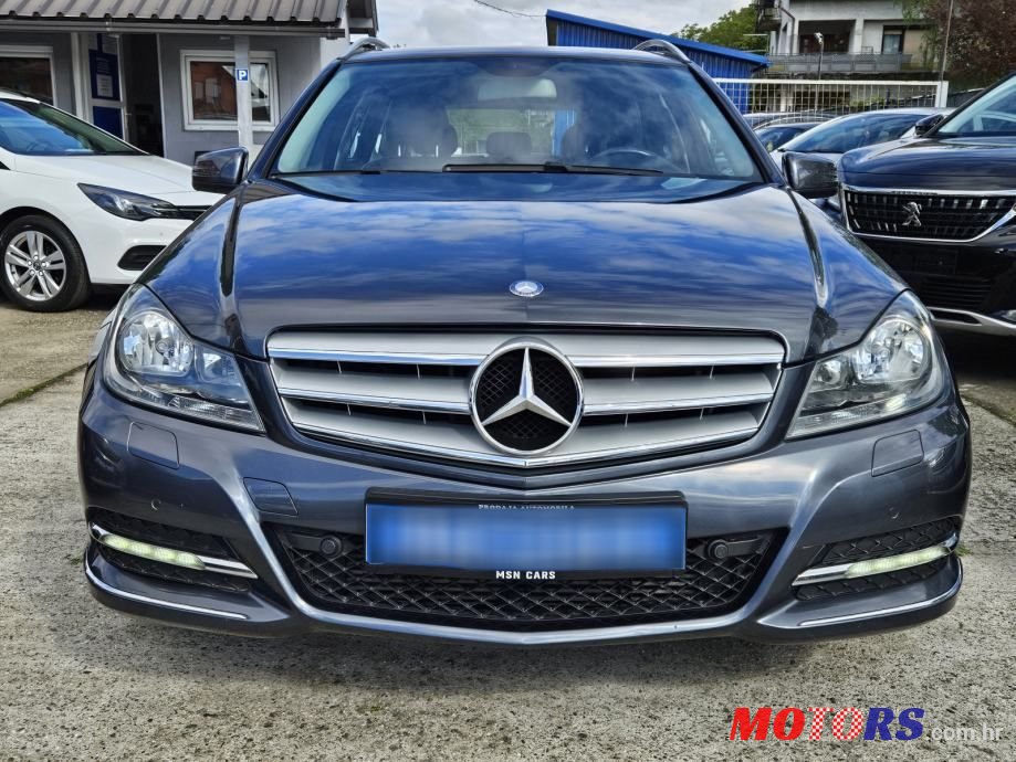 2013' Mercedes-Benz C-Klasa 200 Cdi T photo #4