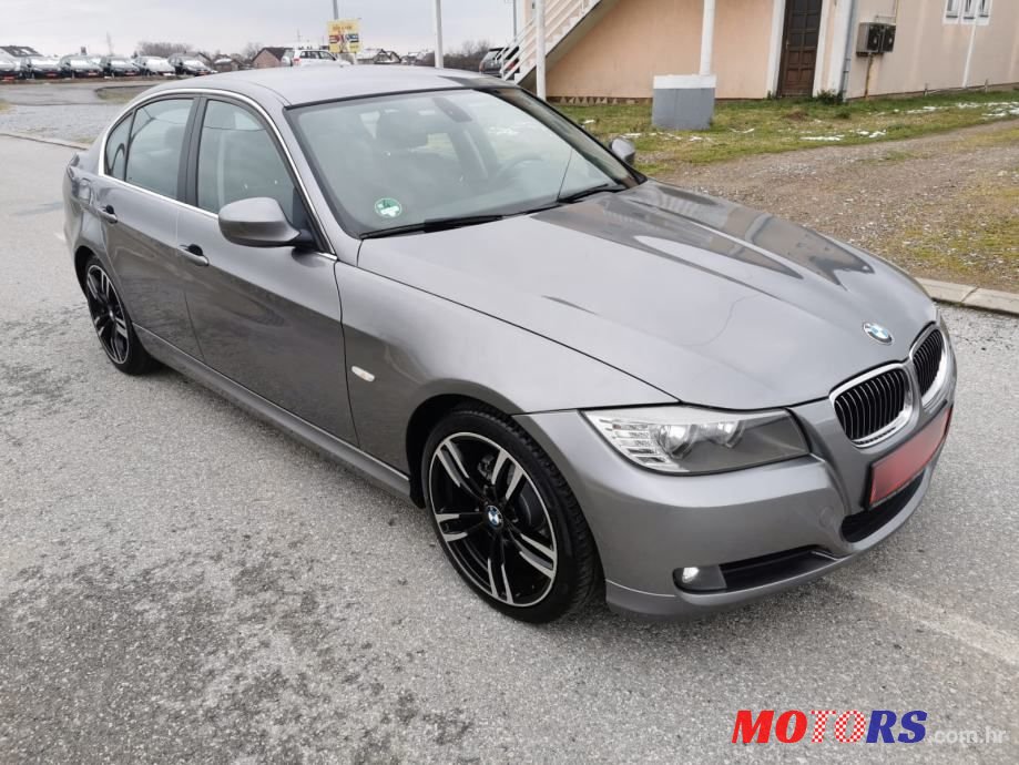 2011' BMW Serija 3 316D photo #4