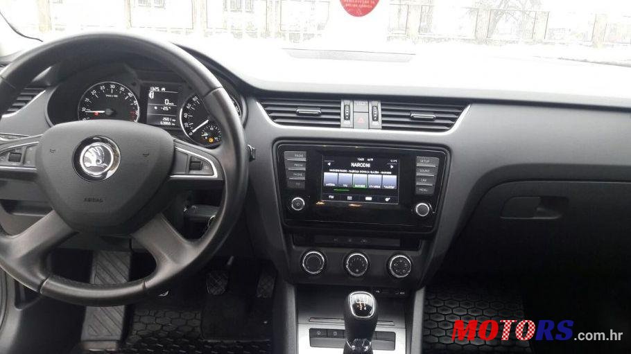 2014' Skoda Octavia Combi photo #1