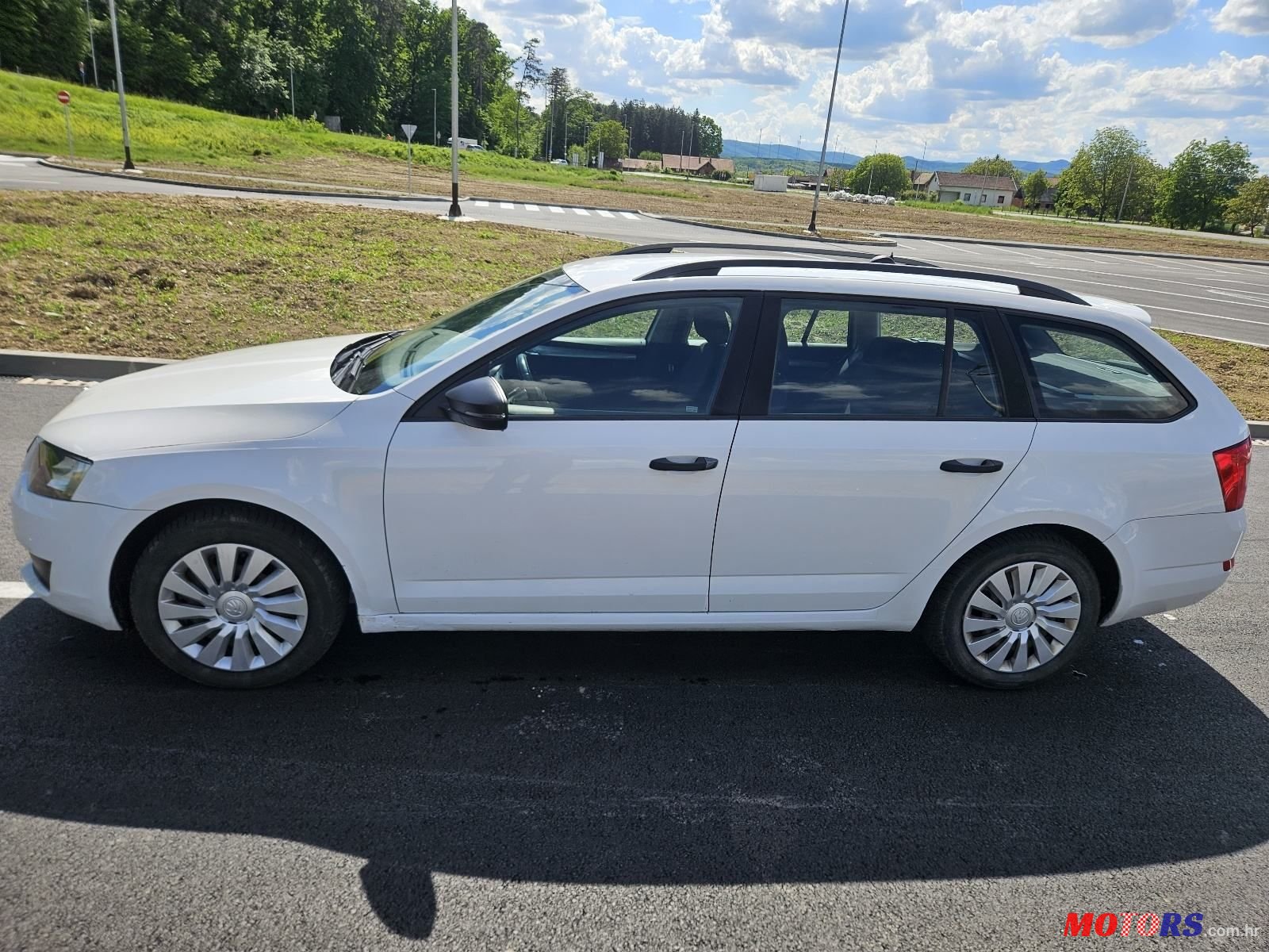 2014' Skoda Octavia Combi photo #4
