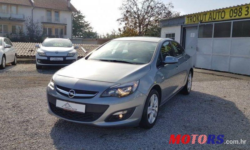 2014' Opel Astra 1.7 Cdti photo #1