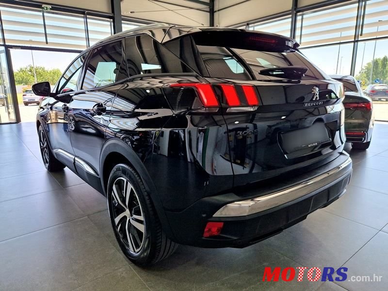 2017' Peugeot 3008 1,6 Bluehdi photo #5