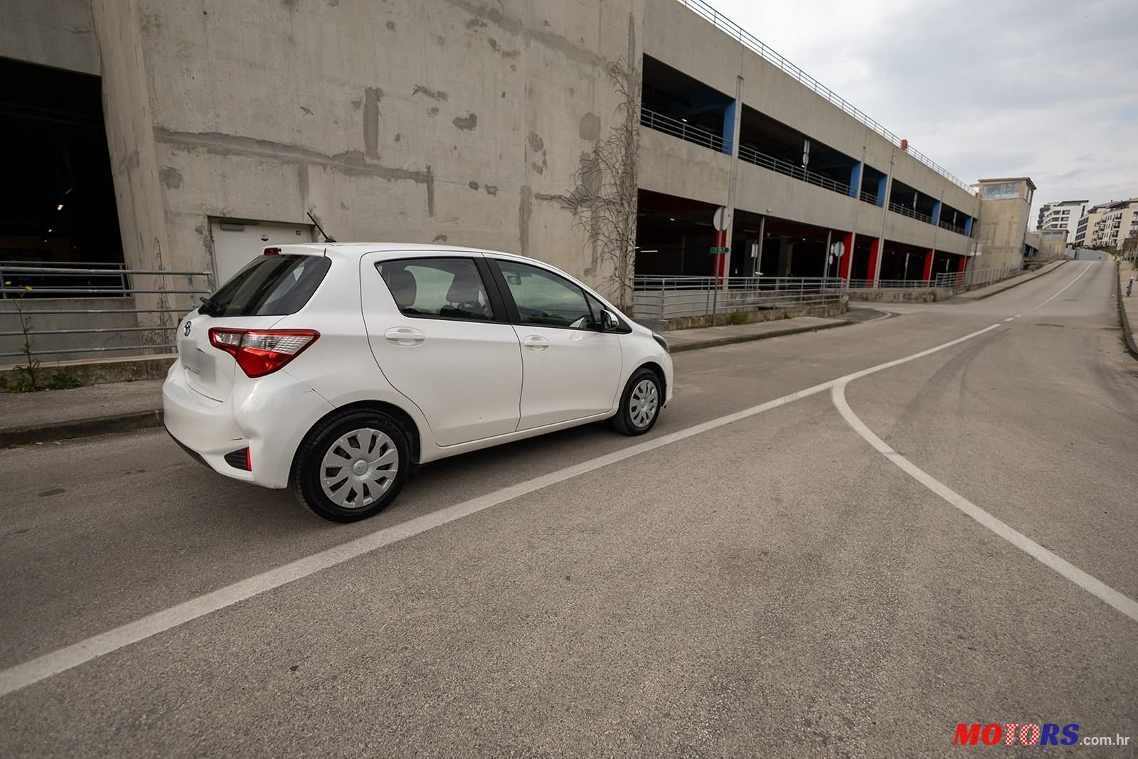 2018' Toyota Yaris 1,5 Vvt-I photo #4