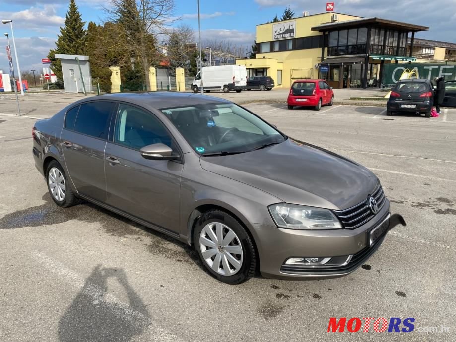 2011' Volkswagen Passat 2,0 Tdi photo #2