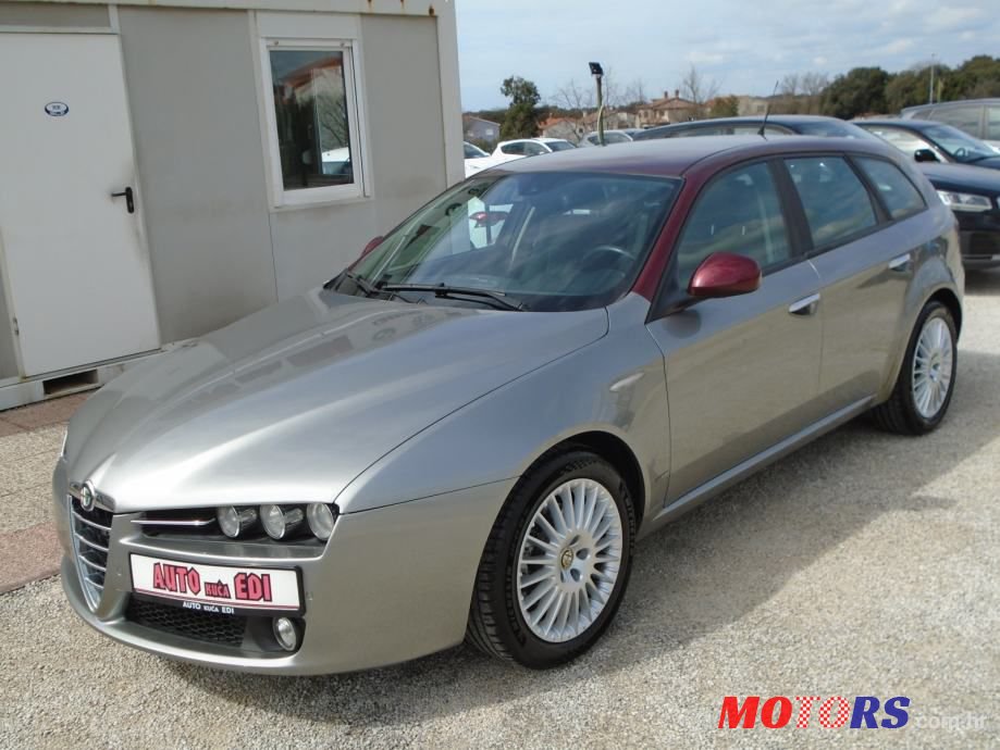 2007' Alfa Romeo 159 Sw photo #1