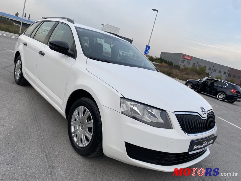 2014' Skoda Octavia Combi photo #1
