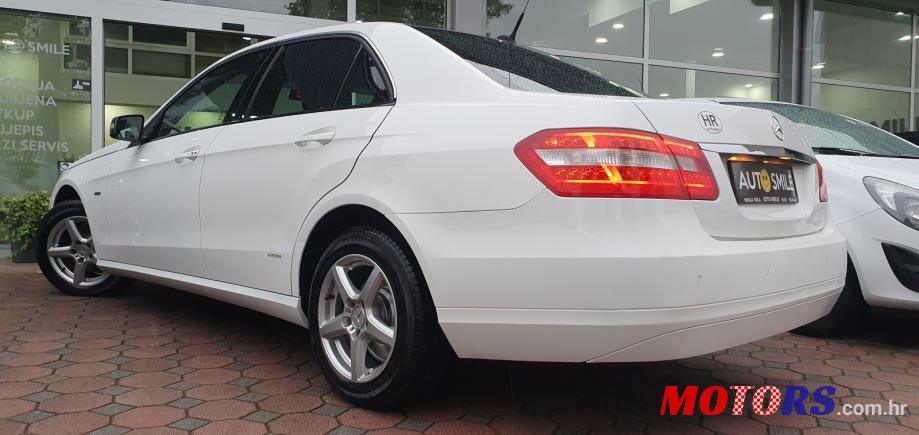 2010' Mercedes-Benz E-Klasa photo #3
