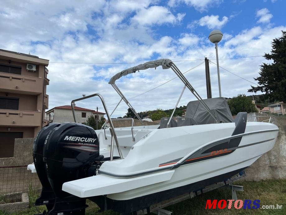 2015' Beneteau Flyer 7.7 Spacedeck photo #1