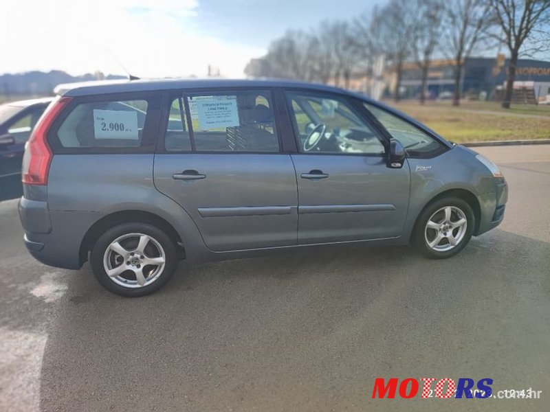 2008' Citroen C4 Grand Picasso photo #4