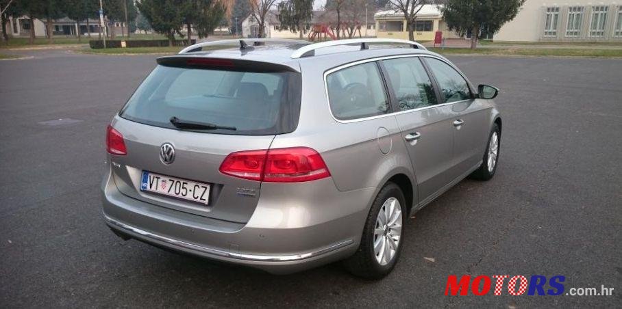 2014' Volkswagen Passat Variant 2,0 Tdi Bmt photo #2