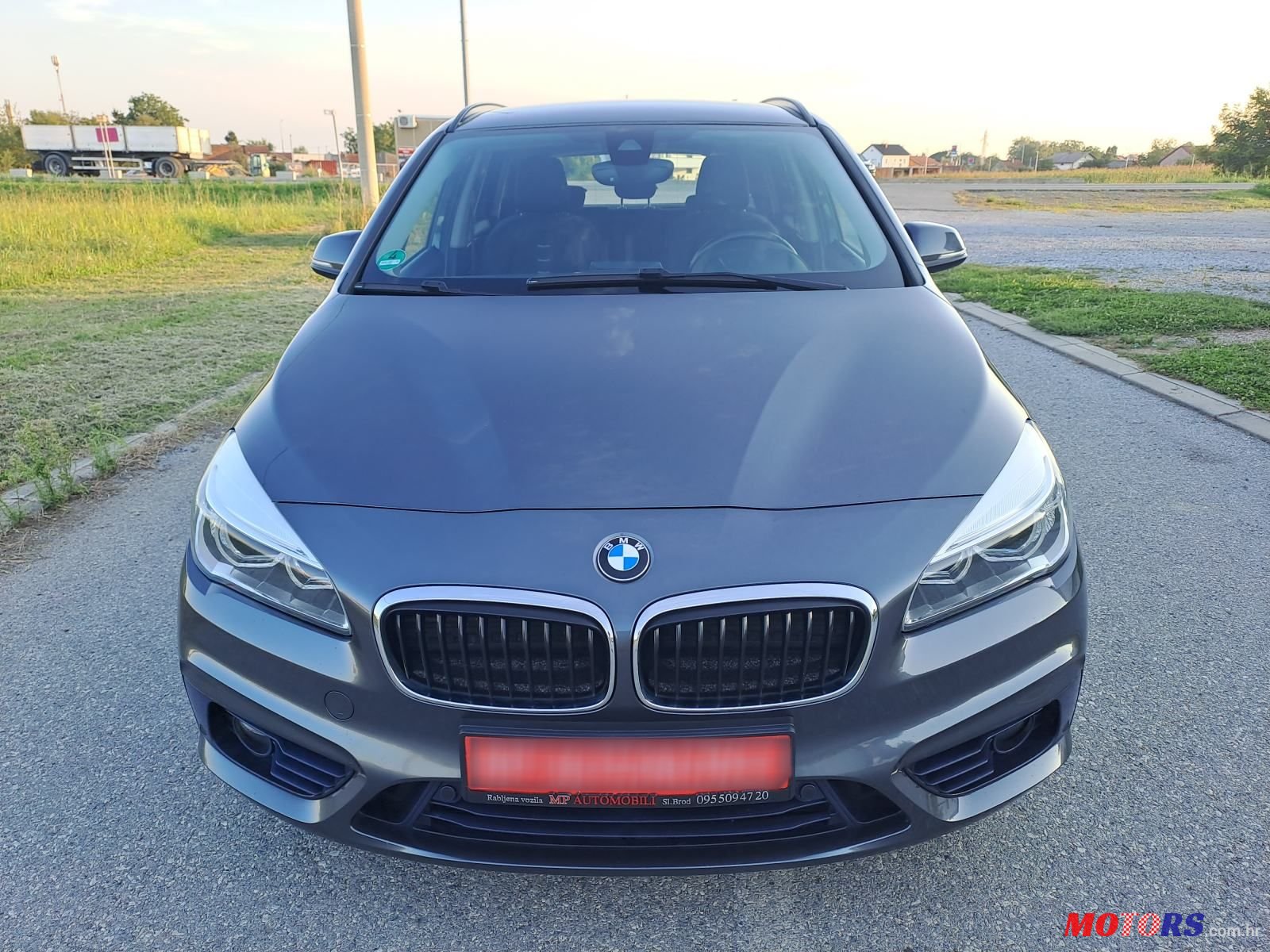 2017' BMW Serija 2 218D photo #2