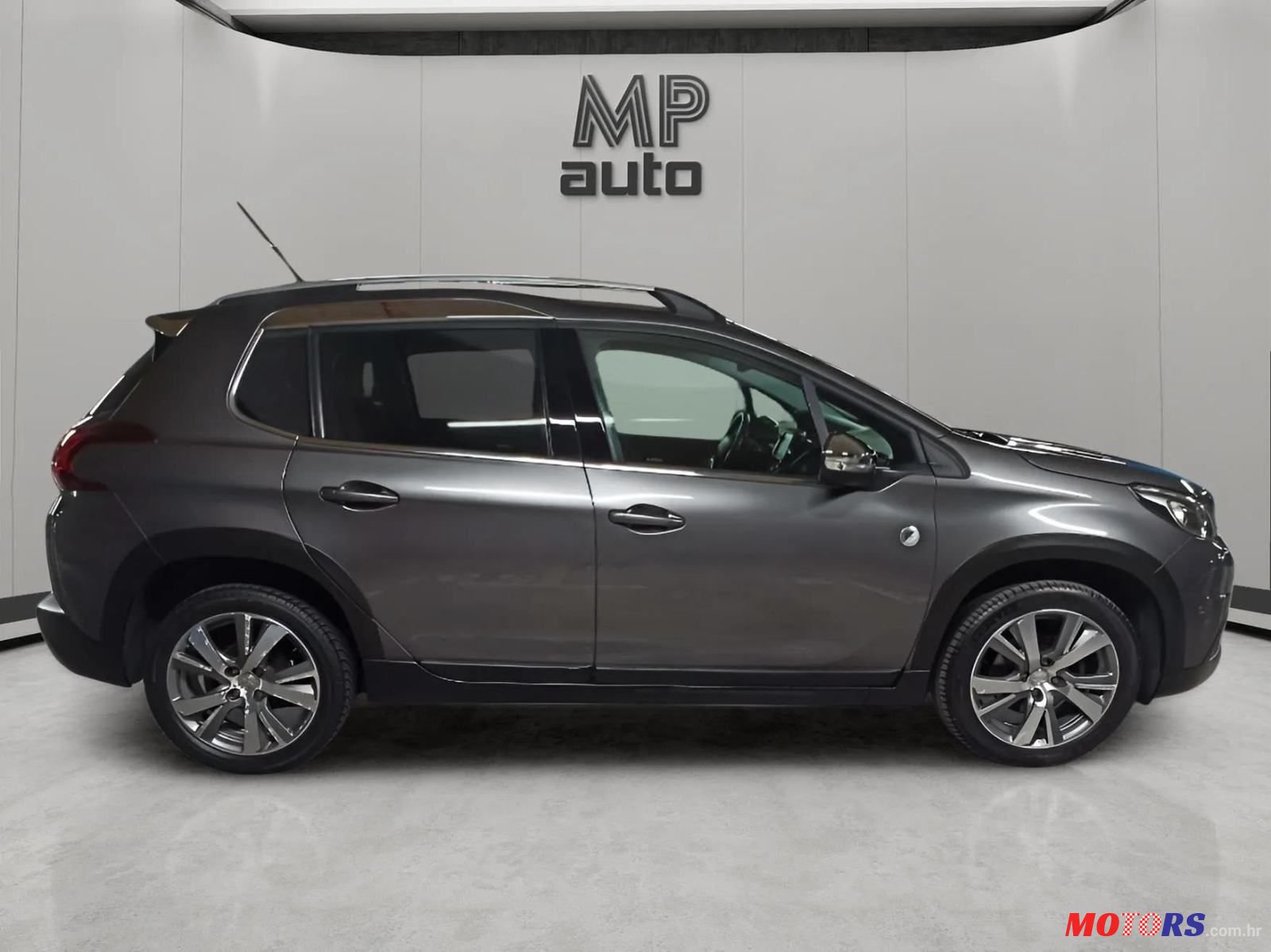 2016' Peugeot 2008 1,2 photo #5