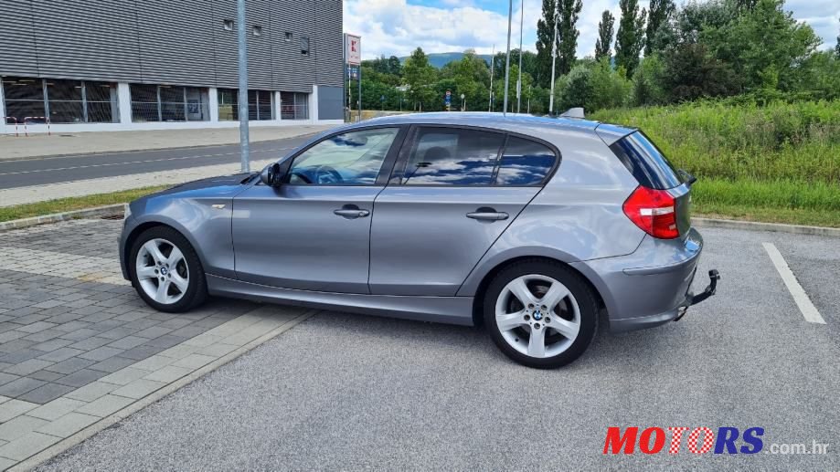 2011' BMW Serija 1 118D Sport photo #4