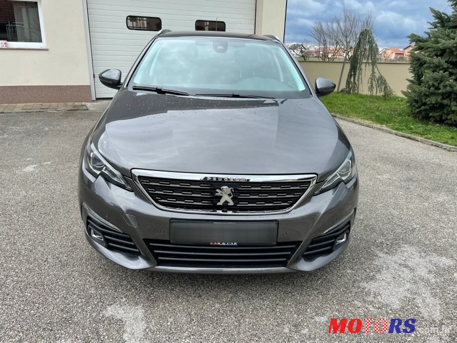 2020' Peugeot 308 Sw photo #2