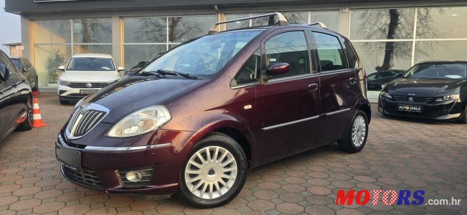 2010' Lancia Musa 1,3 Mjt photo #1