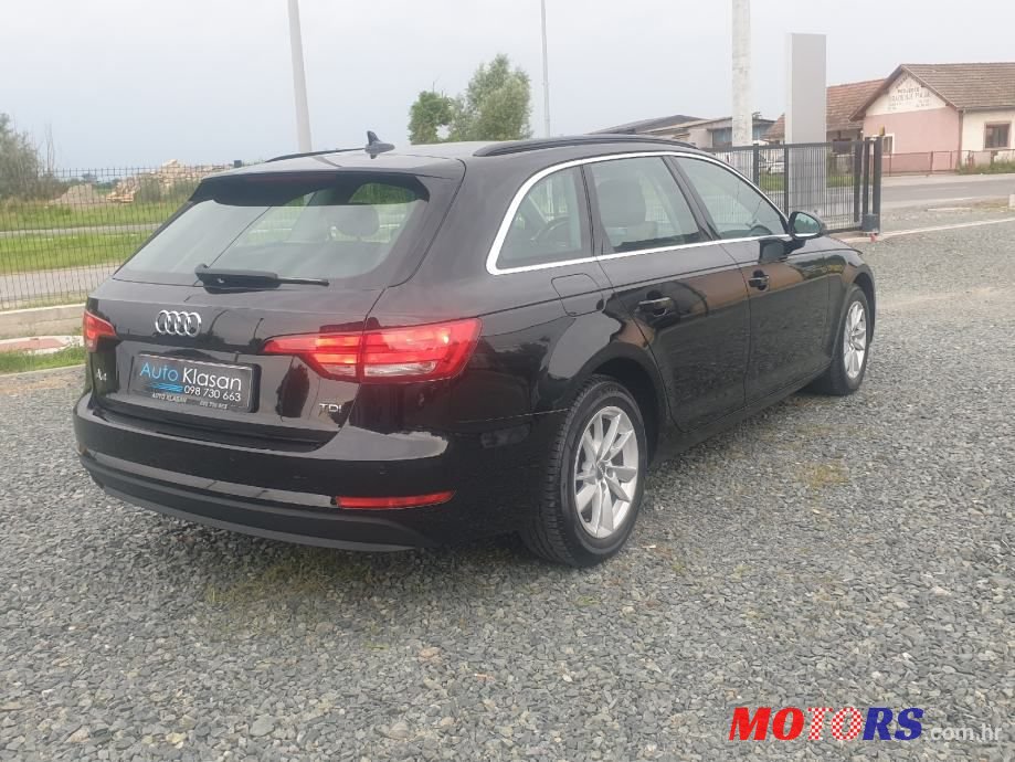 2016' Audi A4 Avant photo #5